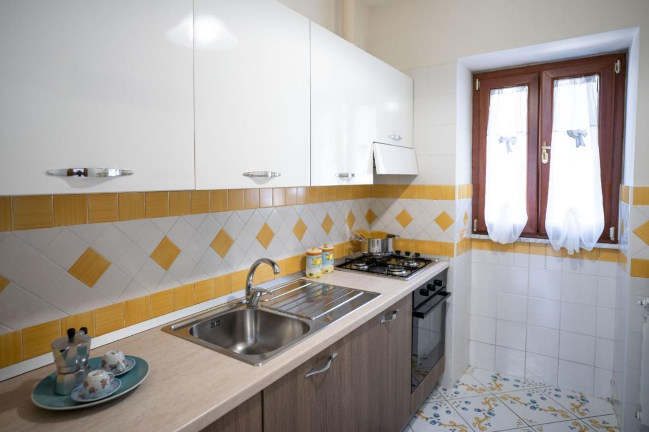 Casa Vacanza La Gardenia ตรามอนติ ภายนอก รูปภาพ